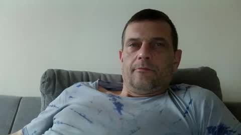 Snapshot of defloy chatting on November 2025 07:56:01 AM Defloy online show from November 2025 07:56:01 AM