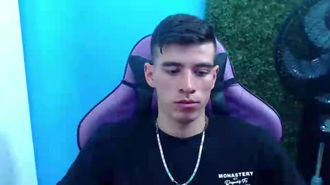 Snapshot of deiby_baby chatting on December 2024 03:35:01 AM DEIBY online show from December 2024 03:35:01 AM