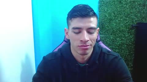 Snapshot of deiby_baby chatting on December 2024 07:32:01 PM DEIBY online show from December 2024 07:32:01 PM