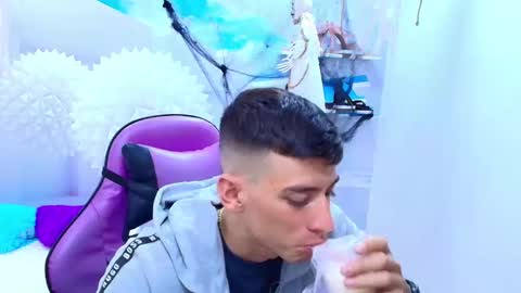 Snapshot of deiby_baby chatting on October 2025 06:56:01 PM DEIBY online show from October 2025 06:56:01 PM