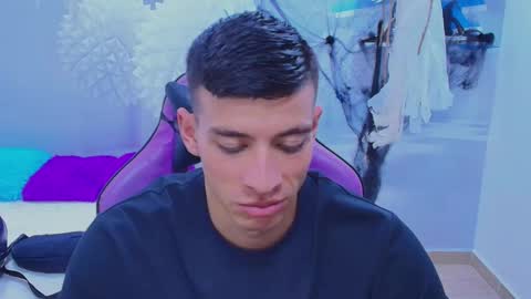 Snapshot of deiby_baby chatting on November 2025 10:01:01 PM DEIBY online show from November 2025 10:01:01 PM