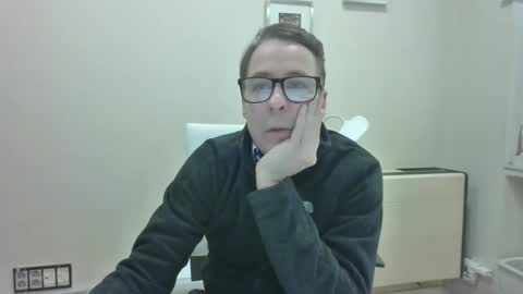 Snapshot of deimosmad chatting on December 2025 02:11:01 PM deimosmad online show from December 2025 02:11:01 PM