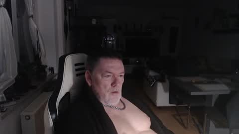 Snapshot of deinprinz2312 chatting on January 2025 06:20:02 AM deinprinz2312 online show from January 2025 06:20:02 AM