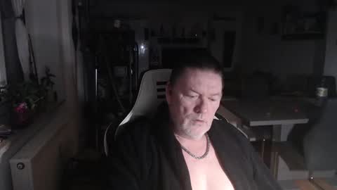 Snapshot of deinprinz2312 chatting on March 2025 04:38:02 AM deinprinz2312 online show from March 2025 04:38:02 AM