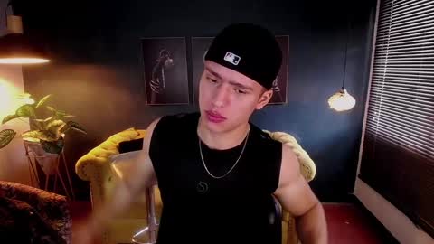 Snapshot of deivid_parker chatting on November 2025 02:28:01 PM Deivid online show from November 2025 02:28:01 PM