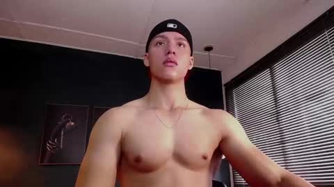 Snapshot of deivid_parker chatting on November 2025 02:38:02 PM Deivid online show from November 2025 02:38:02 PM