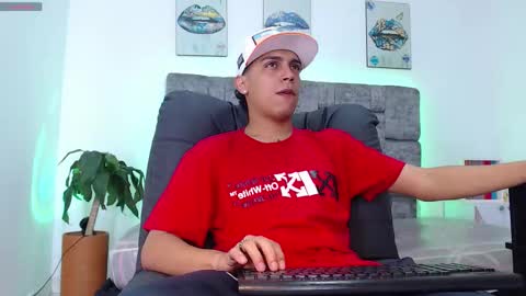 Snapshot of deivid_santoss chatting on October 2025 01:35:01 AM Deivid online show from October 2025 01:35:01 AM