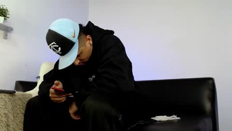  DEIVY  online show from December 2025 03:00:02 AM