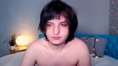 Alex online show from April 2026 04:19:01 AM