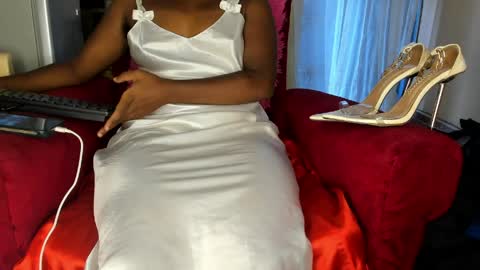 deli_la online show from March 2026 12:45:02 PM