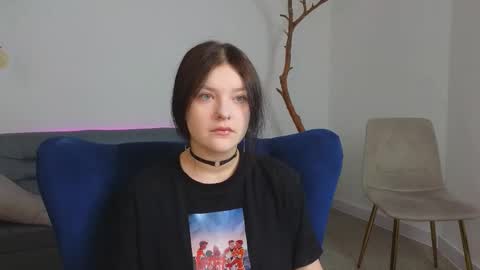 deliaeffy online show from March 2026 12:53:01 PM