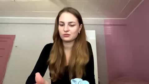 Snapshot of deliamcchriston chatting on June 2026 12:36:02 PM Sofi online show from June 2026 12:36:02 PM
