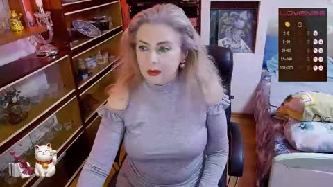 Delicacat online show from November 2025 12:10:01 AM