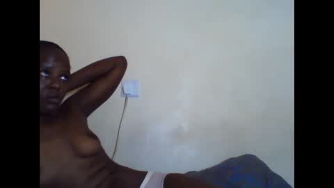 Snapshot of deliciousbabe01 chatting on November 2025 12:31:02 PM EVAH online show from November 2025 12:31:02 PM