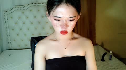 Snapshot of deliciously_sophie chatting on June 2026 03:40:01 PM Sophie online show from June 2026 03:40:01 PM