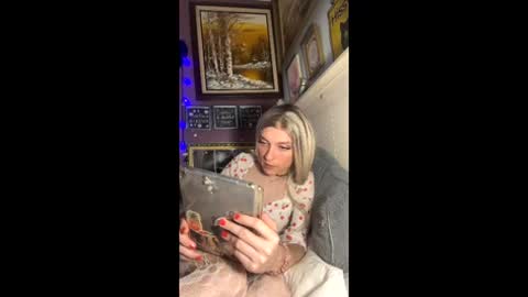 Delilah  Juju online show from June 2026 02:44:02 AM