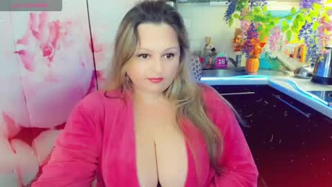Snapshot of delinnia chatting on April 2026 11:24:01 AM Margo online show from April 2026 11:24:01 AM
