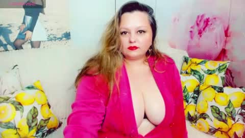 Snapshot of delinnia chatting on July 2026 05:59:02 PM Margo online show from July 2026 05:59:02 PM