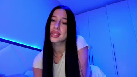 Snapshot of delly_love chatting on June 2026 08:33:02 PM delly_love online show from June 2026 08:33:02 PM