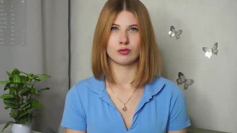 Katrin online show from November 2025 07:46:02 PM