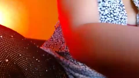 Snapshot of delphine_x chatting on March 2025 07:12:02 PM Delphine online show from March 2025 07:12:02 PM