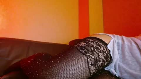 Delphine online show from March 2026 06:14:02 PM