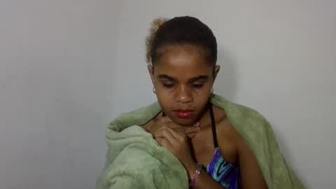 Snapshot of delphineee chatting on June 2026 03:10:02 PM delphine online show from June 2026 03:10:02 PM