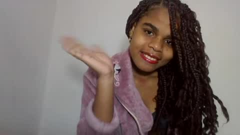 Snapshot of delphineee chatting on June 2026 11:15:01 AM delphine online show from June 2026 11:15:01 AM