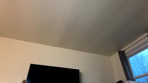 Snapshot of deluxxxeblu chatting on December 2024 09:09:02 PM TankinBody online show from December 2024 09:09:02 PM