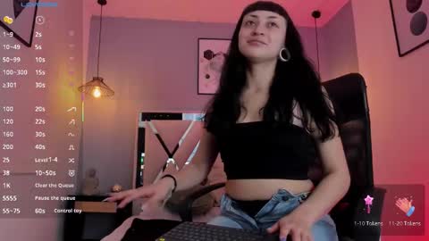 Demetra online show from February 2026 04:52:01 AM