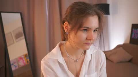 Snapshot of demetricekanady chatting on July 2026 04:19:01 AM Hi my name is Sari nice to see you in my Room online show from July 2026 04:19:01 AM