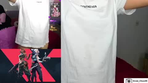 Snapshot of demi_chan chatting on October 2025 09:22:01 AM demiii online show from October 2025 09:22:01 AM