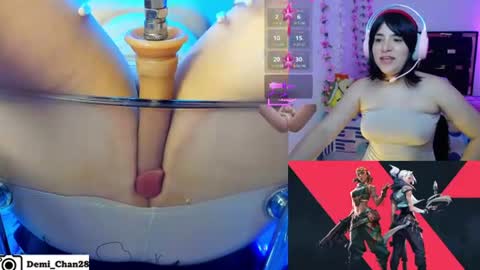 Snapshot of demi_chan chatting on June 2026 07:33:02 AM demiii online show from June 2026 07:33:02 AM