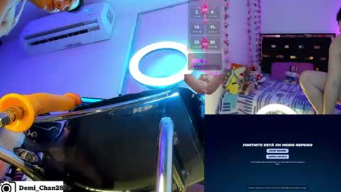 Snapshot of demi_chan chatting on July 2026 02:04:01 AM demiii online show from July 2026 02:04:01 AM