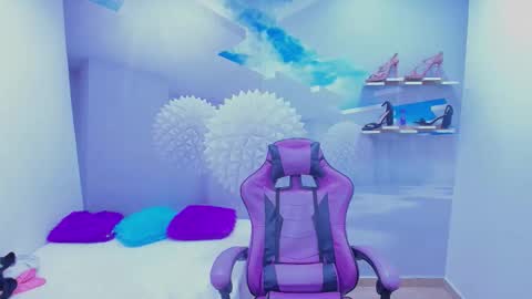 Snapshot of demi_leed chatting on November 2025 12:49:02 PM DEMI online show from November 2025 12:49:02 PM