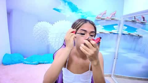 DEMI online show from February 2026 12:01:02 PM