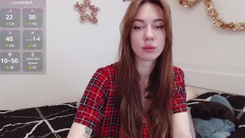 Snapshot of demiamour chatting on January 2025 10:00:01 AM Demi. not your babybabebb and other shit online show from January 2025 10:00:01 AM