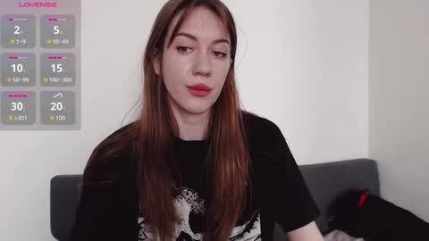 Snapshot of demiamour chatting on September 2025 01:33:01 PM Demi. not your babybabebb and other shit online show from September 2025 01:33:01 PM