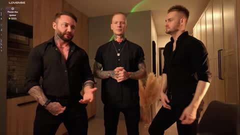 Snapshot of demianblake chatting on October 2025 03:57:02 PM demianblake online show from October 2025 03:57:02 PM