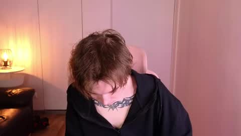 demianenglen online show from June 2026 10:22:02 PM