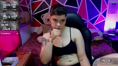 Snapshot of demimoore222 chatting on December 2025 03:30:01 PM DEMI online show from December 2025 03:30:01 PM