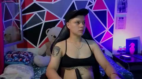 Snapshot of demimoore222 chatting on January 2026 12:47:02 AM DEMI online show from January 2026 12:47:02 AM