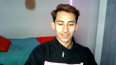 Snapshot of demirsky6 chatting on November 2025 12:31:02 AM Demir Sky online show from November 2025 12:31:02 AM