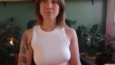 demmetria online show from December 2025 05:09:02 PM