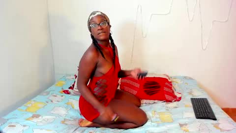 demonychloe online show from May 2026 01:40:01 PM