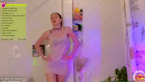 Yana online show from September 2025 09:16:02 PM