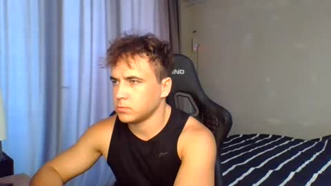 den4ik_sport online show from August 2026 09:33:01 AM