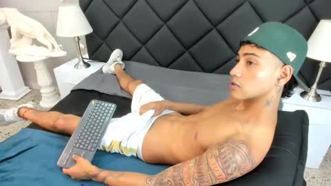 Denis Carpenter online show from November 2025 07:48:02 PM