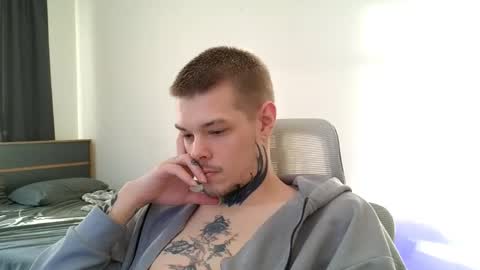 Snapshot of denis_here chatting on June 2026 04:45:02 PM Denis online show from June 2026 04:45:02 PM
