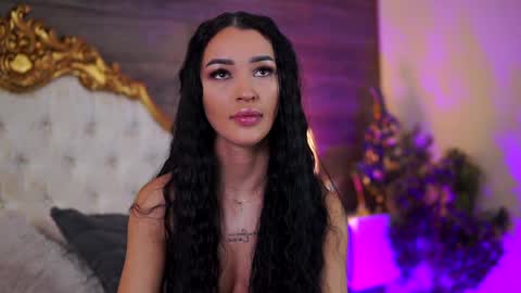 denisedevilles online show from January 2025 08:06:01 AM